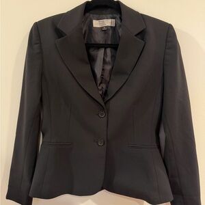 Tahari Women's Classic Black Suit Jacket - Petite